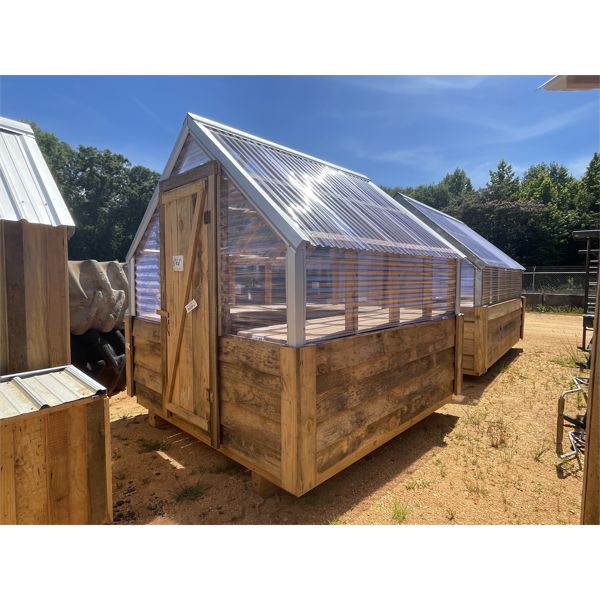 8' x 8' GREEN HOUSE