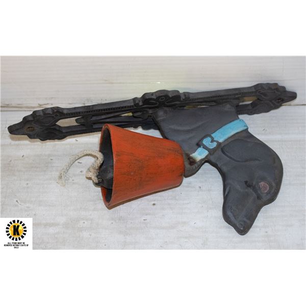 VINTAGE CAST IRON DINNER BELL