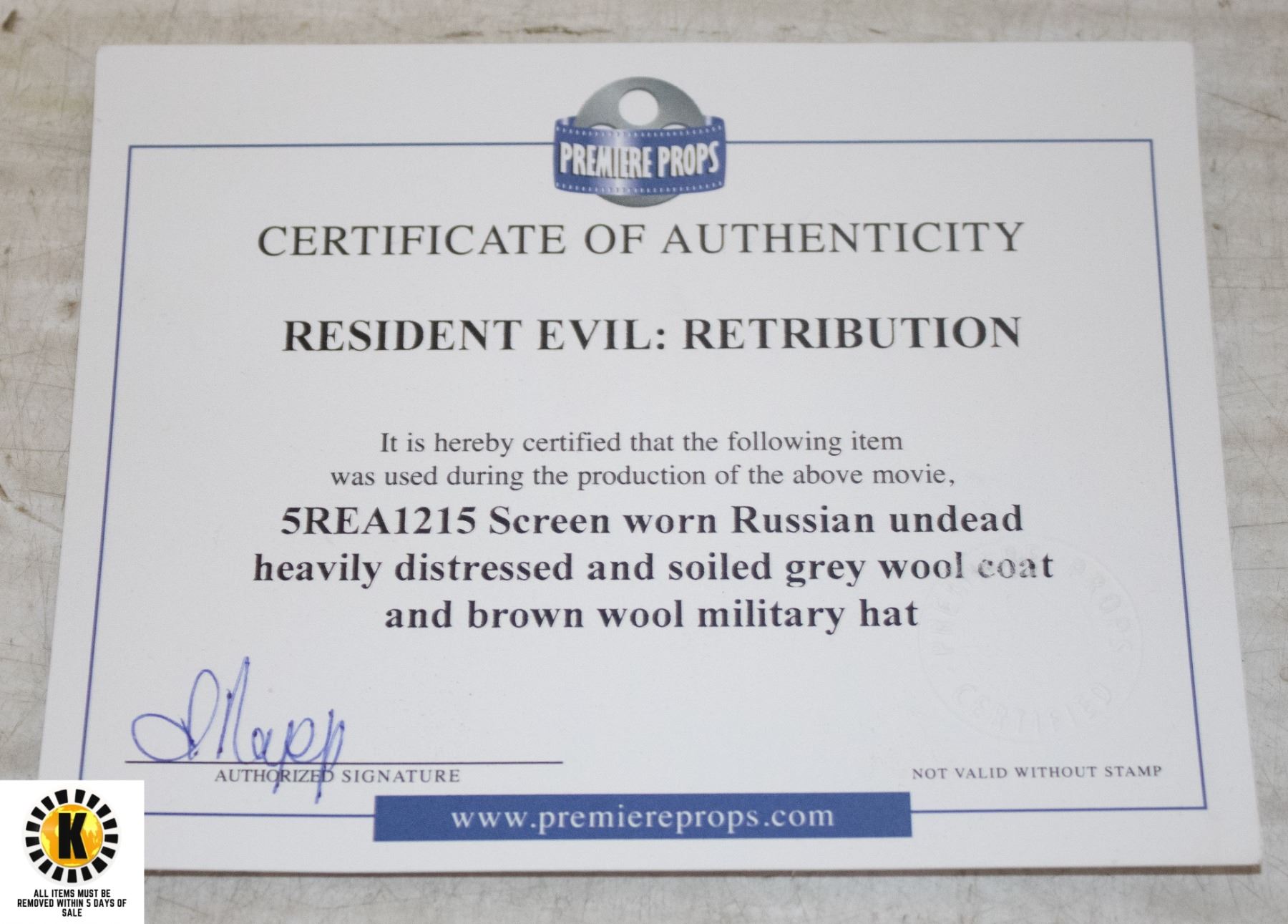 RESIDENT EVIL RETRIBUTION SCREEN WORN RUSSIAN