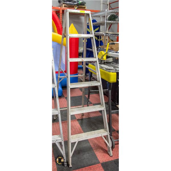 5.5FT ALUMINUM STEP LADDER