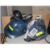 Image 1 : 3 HARD HATS SOME WITH EAR PROTECTION