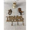 Image 1 : A Vintage Western Lot Coat Rack, Bell, etc.