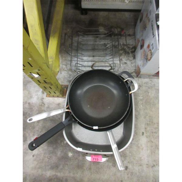 Circulon Deep Roaster, Rack, 2 Woks & Frying Pan