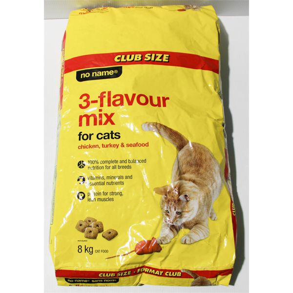 8 KG NO NAME CLUB SIZE 3-FLAVOR DRY CAT FOOD CHICKEN, TURKEY & SEAFOOD