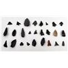 Image 2 : Collection of Ancient Stone Arrowheads Points