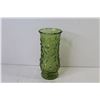 Image 4 : Vintage 60's Crinkle Pattern Green Glass Vase - E. O. Brody Co.