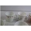 Image 4 : (6) Mugs, (2) Pieces Dishware