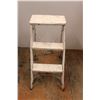 Image 1 : 24" Folding Step Stool