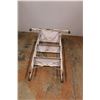 Image 5 : 24" Folding Step Stool