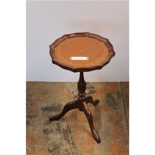 Round Hall Table - 12.5" x 20.5"