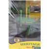 Image 2 : John Deere Heritage Series 1937 Model D Tractor Die Cast - 1/16