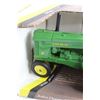 Image 2 : ERTL John Deere 1953 Model "70 Row-Crop" Tractor Die Cast - 1/16