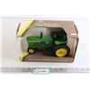 Image 1 : ERTL John Deere 1960 Model 3010 Tractor Die Cast - 1/16