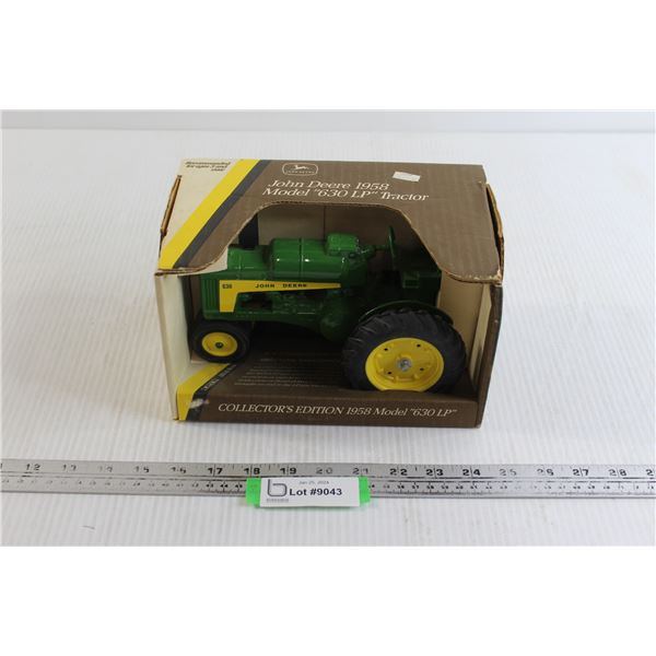 ERTL John Deere Model "630 LP" Tractor Die Cast - 1/16