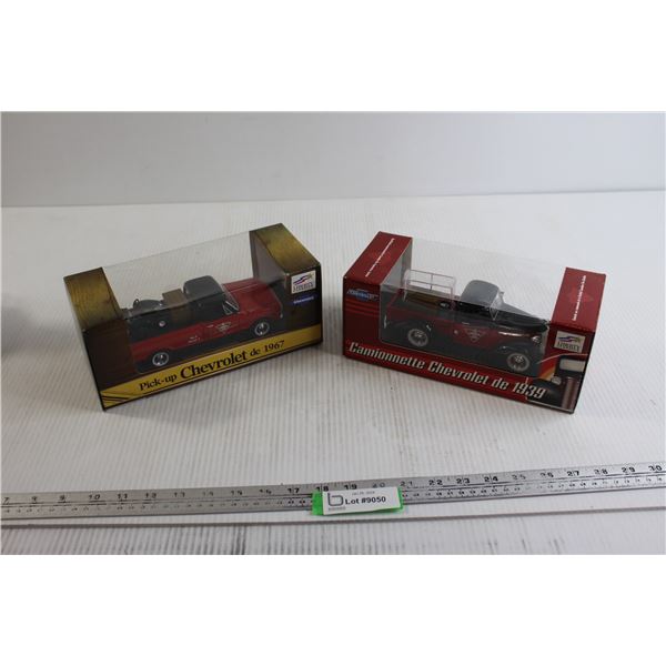 (2x Bid Price) Liberty Classics 1967 Chevy Pickup Truck Die Cast (1/24) and 1939 Chevrolet Camionett