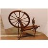 Image 1 : *Antique Wooden Spinning Wheel - As Is