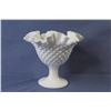 Image 3 : Hobnail Ruffled Milk Glass Vase