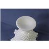 Image 4 : Hobnail Ruffled Milk Glass Vase