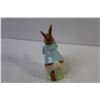 Image 3 : Beatrix Potter's Peter Rabbit Ceramic Figure