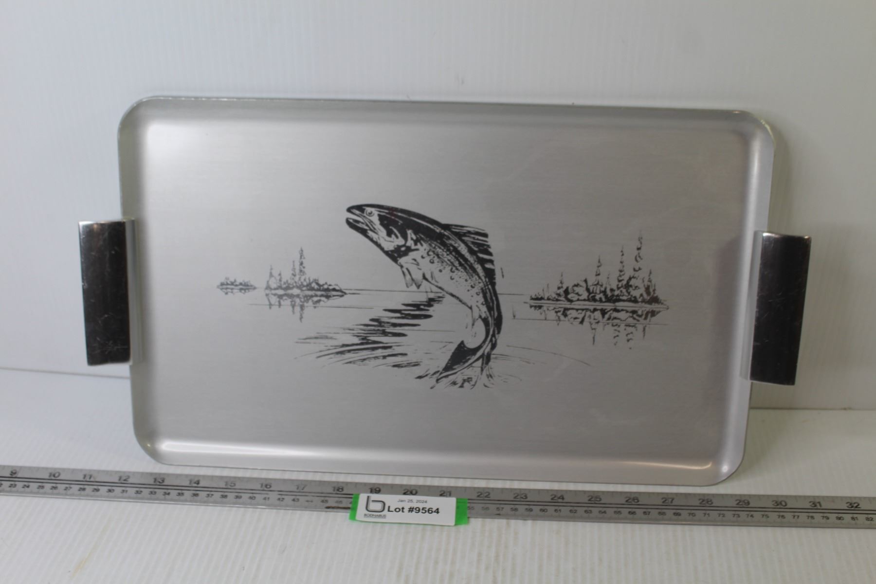 Vintage Aluminum Tray w/Fish Design - Bodnarus Auctioneering