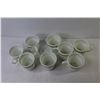 Image 5 : Set of 8 Pyrex Green Crazy Daisy Mugs