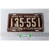 Image 1 : Vintage 1954 Saskatchewan License Plate