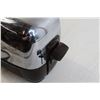 Image 3 : General Electric Toaster - Consignor Says Both Sides Work