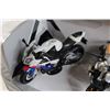 Image 2 : Maisto BMW Motorcycle Die Casts - 1/12