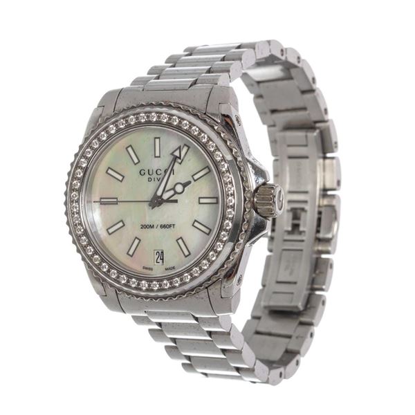 Gucci Silver Dive 32mm Watch