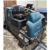 Image 1 : TENNANT M20 RIDE-ON SWEEPER / SCRUBBER