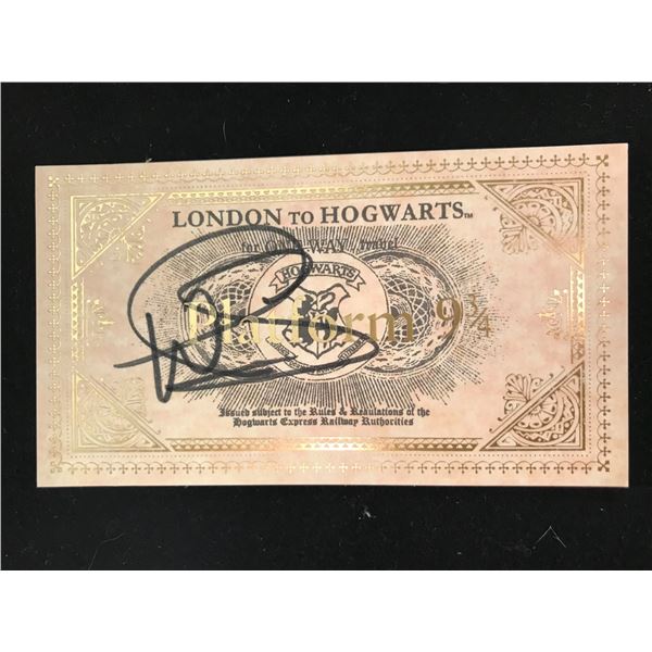 WARWICK DAVIS SIGNED HOGWARTS TRAIN TICKET (RA COA)