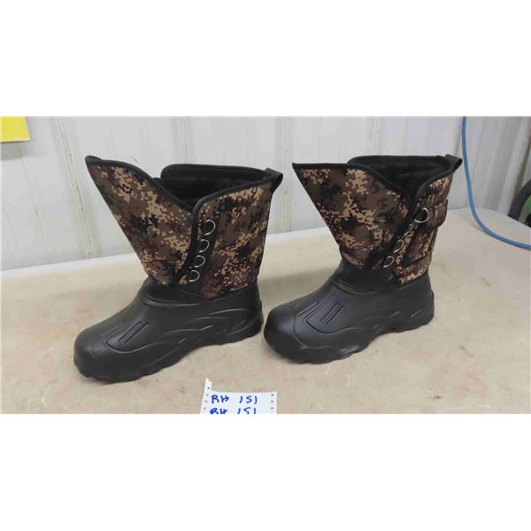 New Camo Winter Boots Size 45