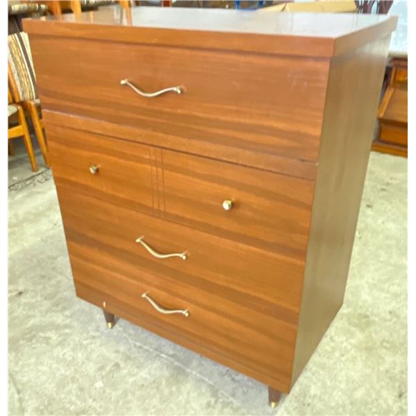 Vintage Walnut 4 Drawer Dresser 32Lx18Wx41H
