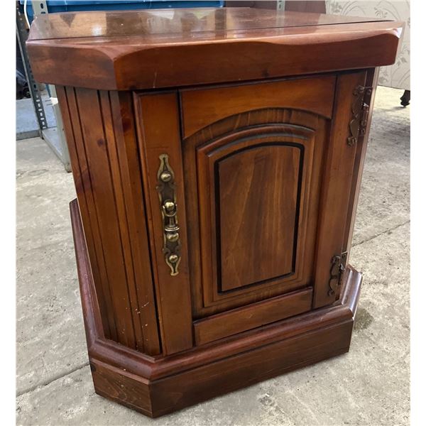 Solid Pine End Table with Storage 20Wx26Dx20H