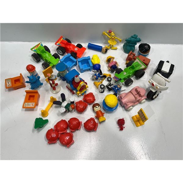 Large Collection of Vintage Mini Figures, includes Smurfs, Muppet Babies, Cabage Patch Kids and more