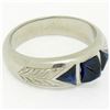 Image 6 : Antique Art Deco 18k Gold .90 ctw Sugarloaf Trillion Sapphire Etched 3 Stone Rin