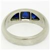 Image 8 : Antique Art Deco 18k Gold .90 ctw Sugarloaf Trillion Sapphire Etched 3 Stone Rin