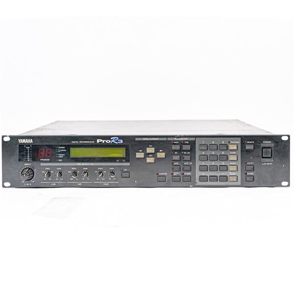 YAMAHA PRO 3 REVERBERATOR