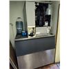 Image 21 : THE FAIRPORT : OFFER #2 : ALL EQUIPMENT / INVENTORY / NON ATTACHED