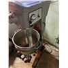Image 3 : HOWBART COMMERCIAL FLOOR MIXER