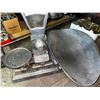 Image 7 : LOT OF BREAD TINS/ COOKIE MOLDS/ SHREDDER