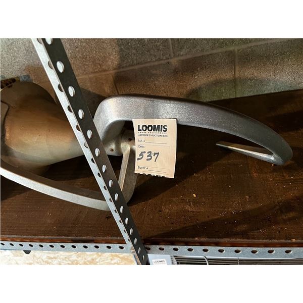 LOT OF DOUGH HOOKS, MIXERS, ACCESORIES FOR INDUSTRIAL MIXER