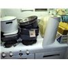 Image 1 : PORCELAIN ROASTER AND COOKER