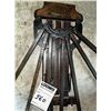 Image 2 : ANTIQUE WALL MOUNT CLOTHES DRYER