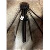 Image 3 : ANTIQUE WALL MOUNT CLOTHES DRYER