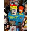 Image 5 : LRG SALES LOT OF VINTAGE TOYS