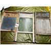 Image 1 : S/3 ANTIQUE WASH BOARDS