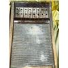 Image 3 : S/3 ANTIQUE WASH BOARDS