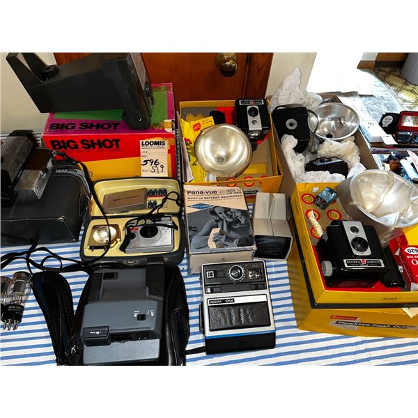 S/9 VINTAGE ELECT ITEMS
