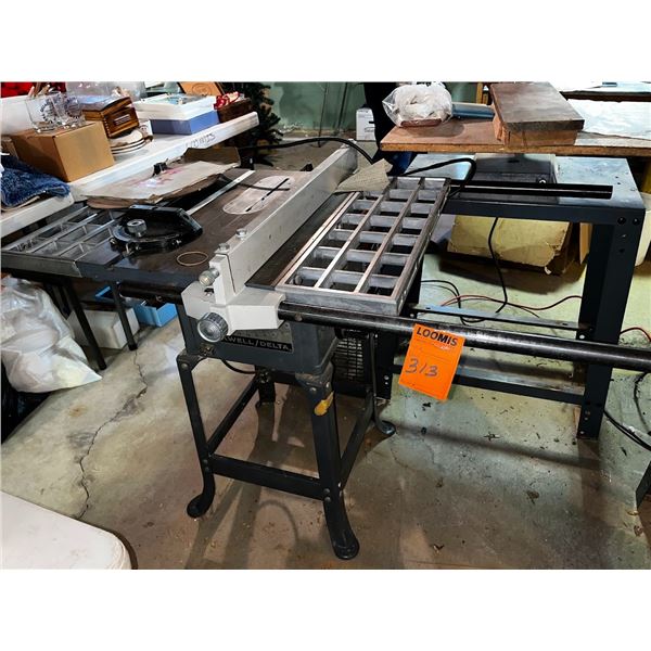 ROCKWELL/ DELTA DELUXE 9"IN TABLE SAW W/ BLADES